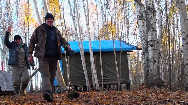Стройка избы 10 выезд 🏕🍂🚤🛠 Я и Алексей😎😊 12.10.2025 г.