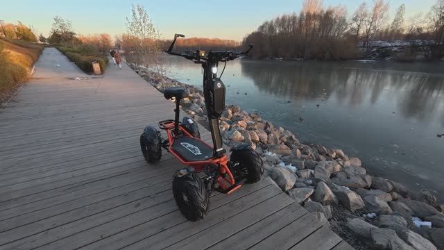 Тестируем складной электроквадроцикл Eco koleso 4x4 Lite. Четырехколесный электросамокат 4WD