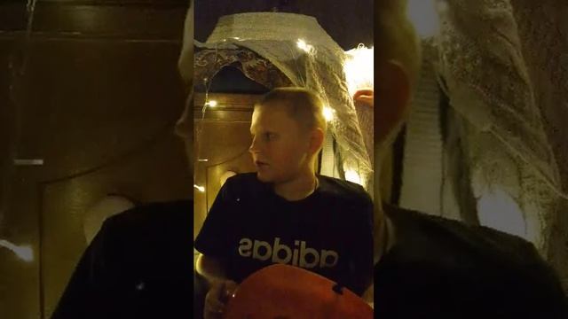 мы обустраиваем шалаш