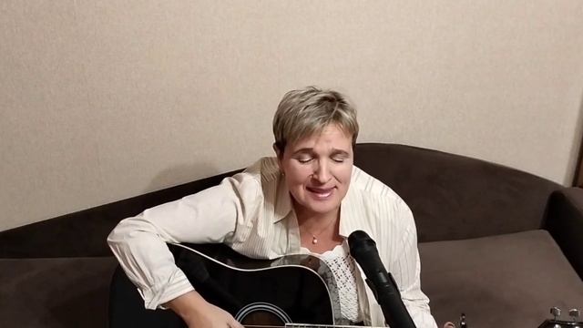 "Моё детство красный конь".🥰
Красивая редко исполняемая песня.