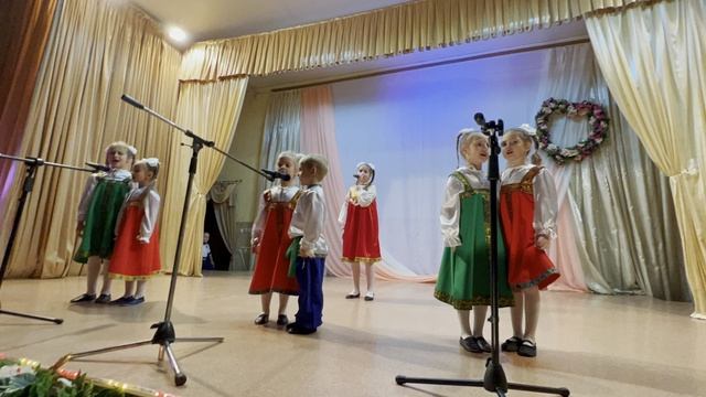 Клип про счастье от детского вокального ансамбля "Сударята" - г.Мамоново, созд.Раневская Екатерина