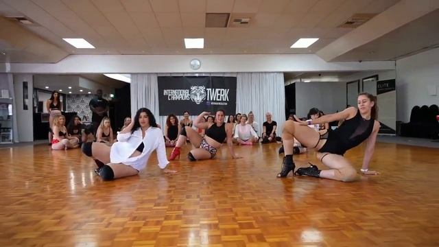 Erotic dance beauty girls