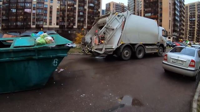 Как_я_зарабатываю_лазая_по_мусоркам_Питера_Dumpster_Diving_RUSSIA#15