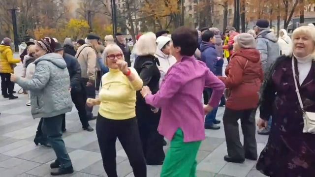 2 ноября 2025  ТИ МОЙ БУКЕТ РЯБИНЫ!!#kharkiv