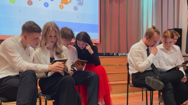 Интеллектуальный этап конкурса Мистер & Мисс 962 - Где логика