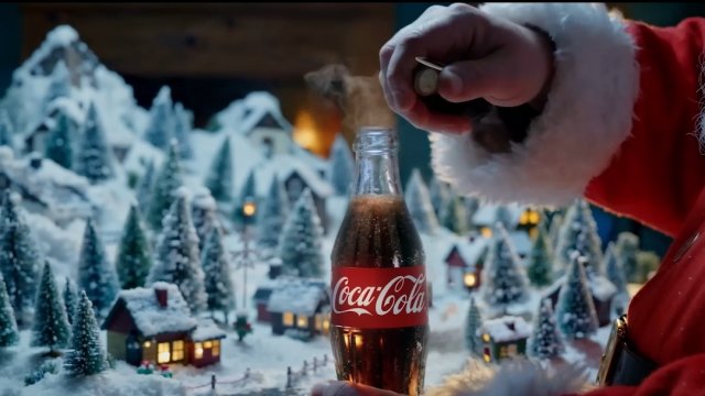 Реклама Coca Cola от нейросети. ИИ