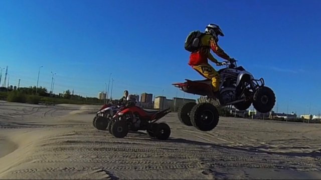Отжигаем  в песках на Yamaha Raptor 🔥