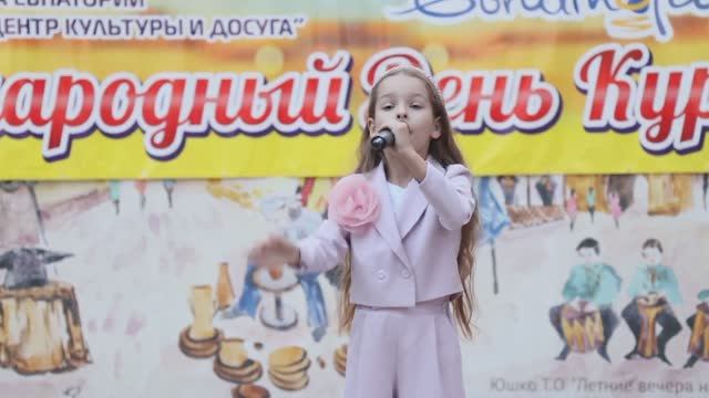 ВИКТОРИЯ БРАГИНА - "МАЛИНОВЫЙ ЗВОН" (МУЗ. А. МОРОЗОВ, СЛ. А. ПОПЕРЕЧНЫЙ)