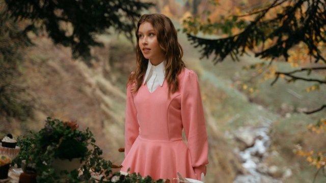 Алиса в Стране чудес 2025 / Фильм бесплатно в HD 1080