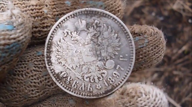 АРХИВ. Копаем с камрадами на "выбитой" деревухе.