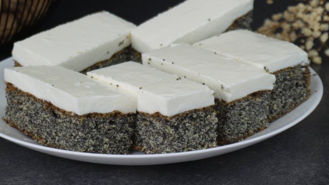 Пирог "Грозовое облако" съедается быстрее торта! Мой главный фаворит.