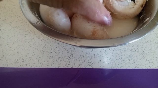 Еда: Пицца, грибной суп