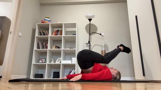 Pilates intensive с Анастасией Медведь. Упражнения для спины.