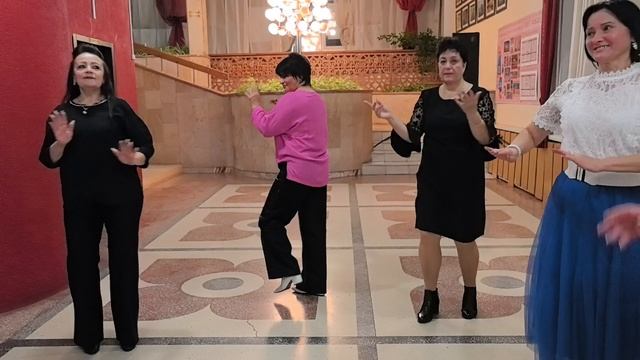 Тополя... 01.11.25...