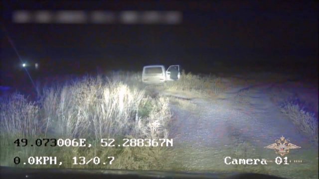 Саратовским полицейским пришлось применить оружие для остановки пьяного лихача