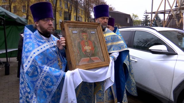 Чудотворную икону доставили в Преображенский собор