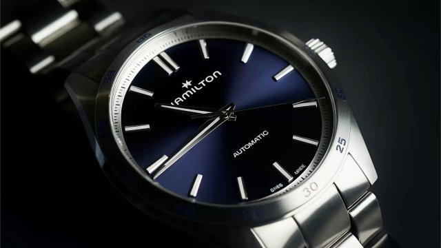 Вот почему часы Hamilton Jazzmaster Performer — главный сюрприз 2025 года!