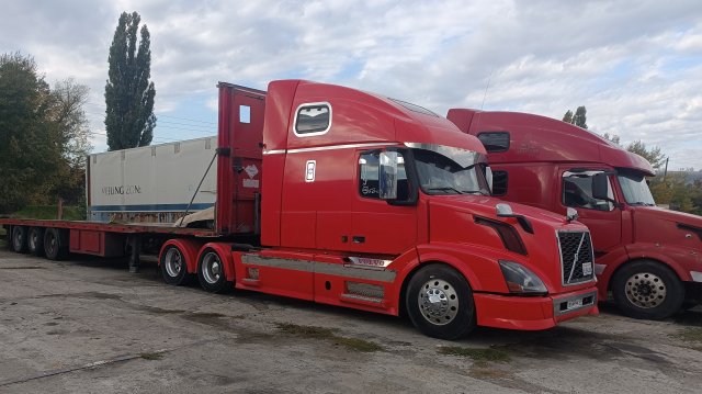 VolvЫ VNL, Оригинальные фары с bi led линзами на "Феникс" и почему "Тигрица" не в работе