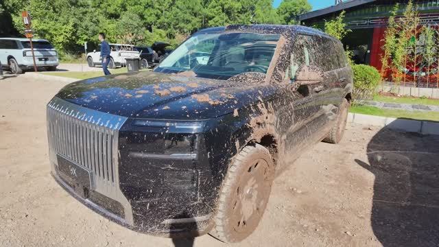 Обзор Zeekr 9X: по бездорожью