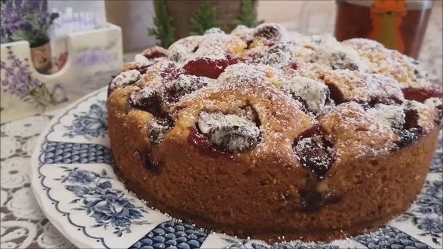 ВКУСНЫЙ ПИРОГ с КЛУБНИКОЙ|Простой рецепт пирога|Быстрая выпечка к чаю рецепты