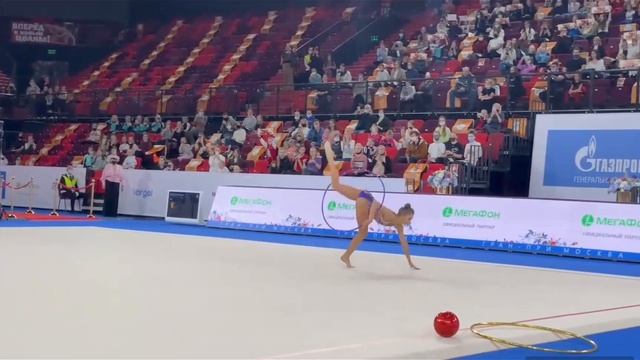 выступление Дины Авериной