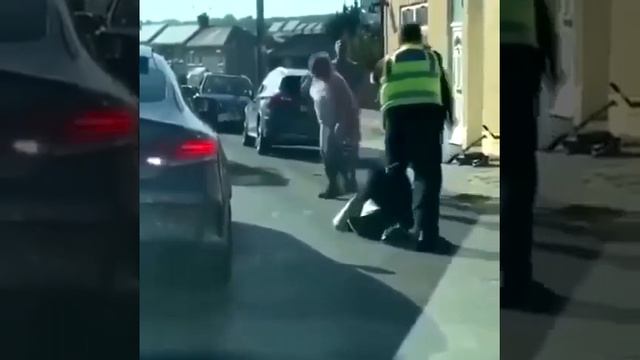 Настоящий профи своего дело, технично сработал.