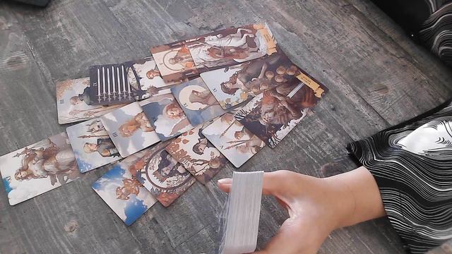 Двойное дно человека рядом с вами!