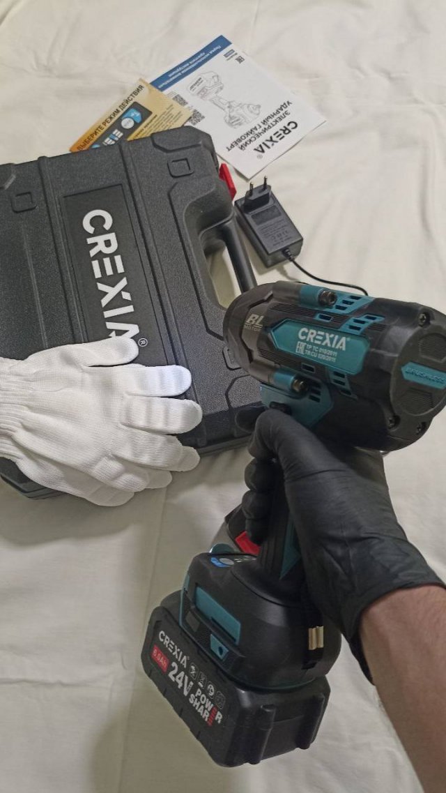 Аккумуляторный гайковерт Crexia