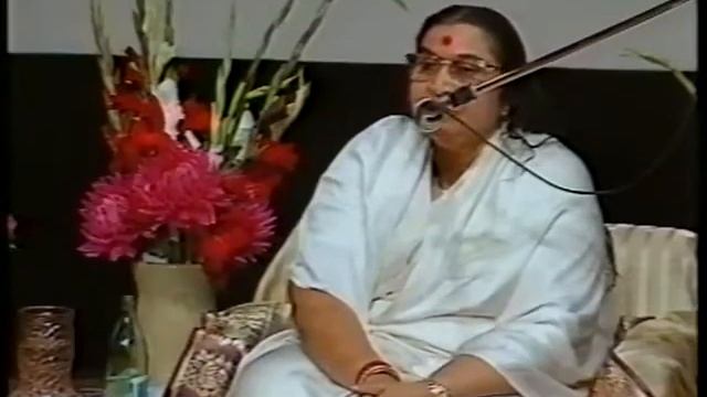 21.08.1989 г. "Всё делает Божественная сила". Шри Матаджи в России. Москва, Россия