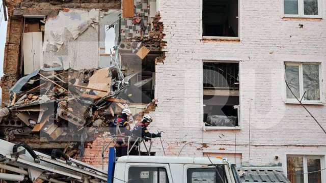 Разбор завалов обрушившегося из-за взрыва газа дома в Тульской области завершен