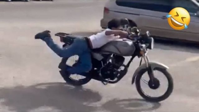 Самые смешные видео недели 😂 Постарайтесь не смеяться 😆🤣