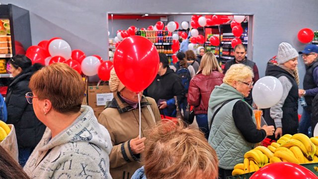 МАРИУПОЛЬ Открылся магазин с Самыми низкими Ценами Оценили жители🏰Восстановление и Жизнь Сегодня