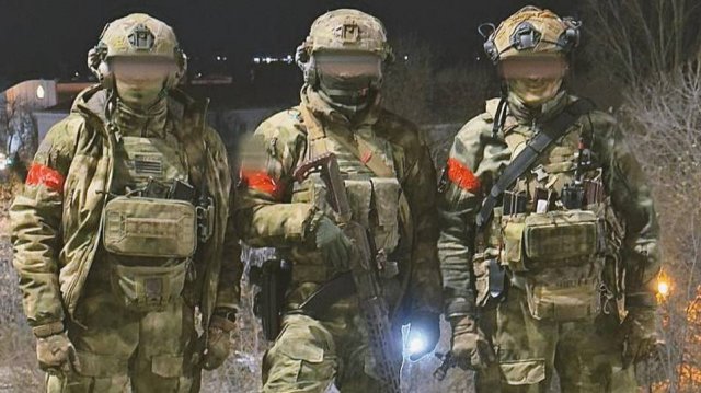 Стрелковый бой наших бойцов с хохлами от первого лица Дохлый свин 04:35