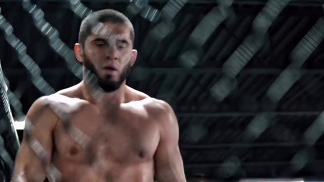 Форма Махачева за неделю до боя