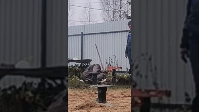 винтовые#сваи#гидравлический#сваекрут#монтаж#строительство#фундамент#закручивание#