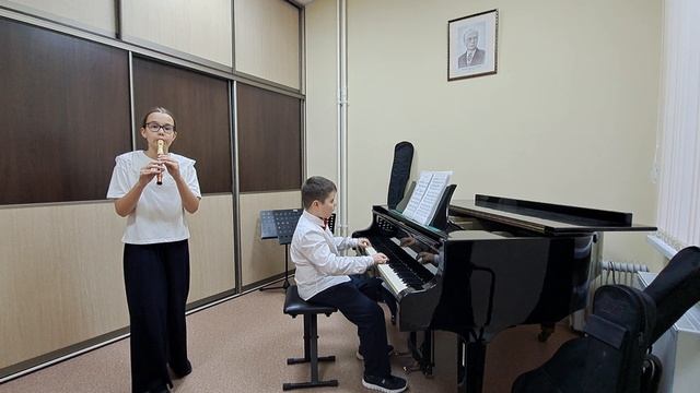 Б.Барток Венгерский танец .Переложение для барочной флейты и фортепиано Крупиной Наталии .