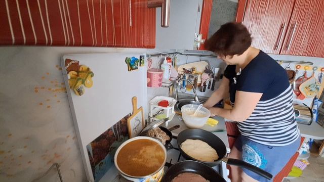 Успела все!👍Жарю на двух сковородках/Обновила полочку в ванной💯