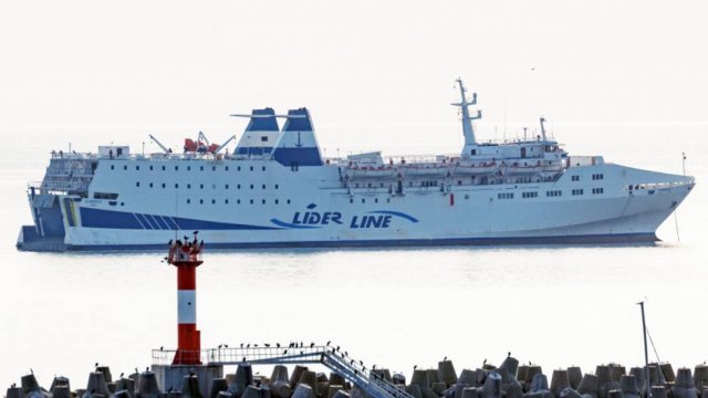 Вернувшихся в Турцию на пароме Seabridge россиян не выпускают на берег