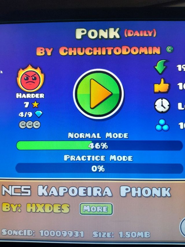 прохожу уровень с аниме