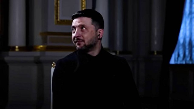 Зеленский остался без света во время интервью якобы из-за ударов по военным объектам