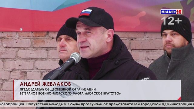 Осенний призыв продолжается: 25 серовчан отправились в армию