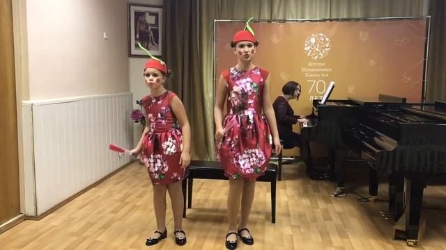 Евнений Баев «Ария графинь-вишен» из музыкальной сказки «Приключения Чиполлино»