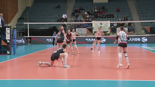 «Зареченки» против действующих чемпионок