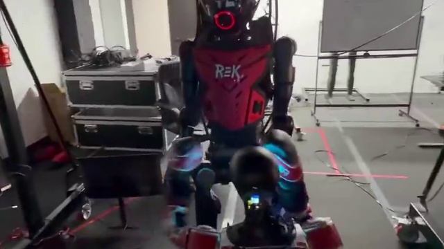 Бои роботов - турнир REK AMERICA