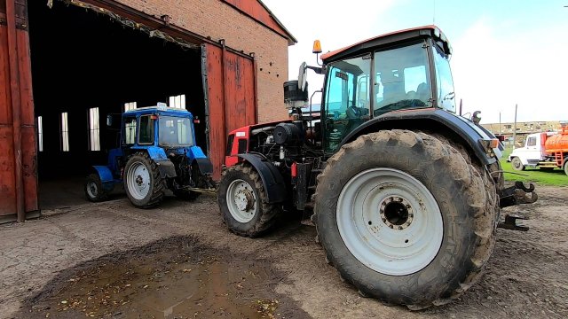 Володю затаскивают на ремонт! Для него сезон закрыт!