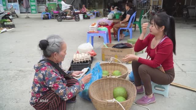 Собираем грейпфрут, чтобы продать на деревенском рынке. Собираем лимоны и делаем свежий лимонад.