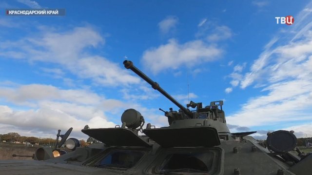 Участники СВО обучают добровольцев, заключивших контракт с Минобороны / События на ТВЦ