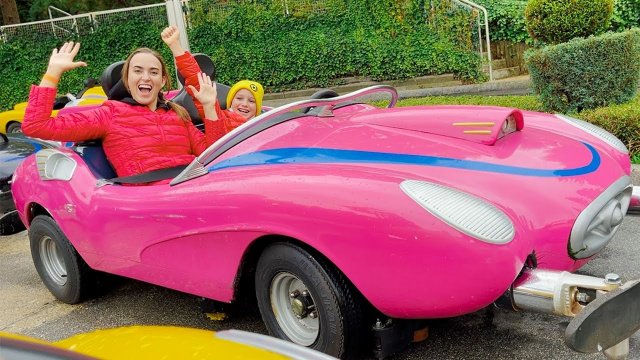 Влад и Никита отдыхают в Диснейленде - каникулы в Париже!