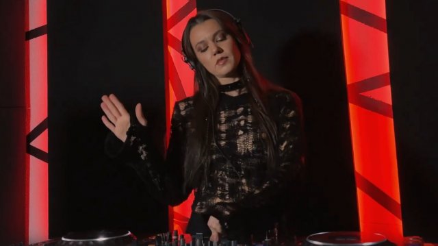 TASHA STORM 🌪 Melodic & Peak Time Techno [High-energy Dj set] Electronic music mix inspired by 경성크리