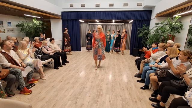 " Красота спасет мир" Коллекция лоскутной одежды " Красота спасёт мир" Дизайнер Марина Латышева.